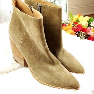 Marc Fisher Suede Bellen Ankle Boots Size 9.5